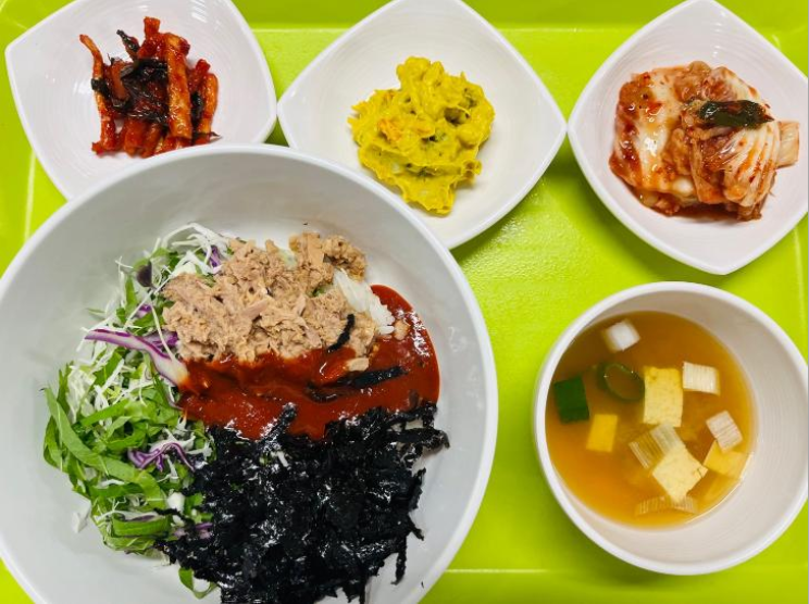 部分韩国大学食堂饭菜对比，快来看看吧！(图3)